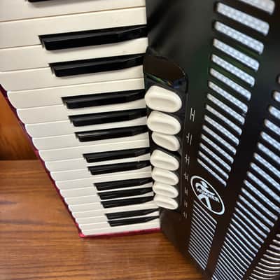 RED HOHNER BRAVO III PIANO ACCORDION image 6
