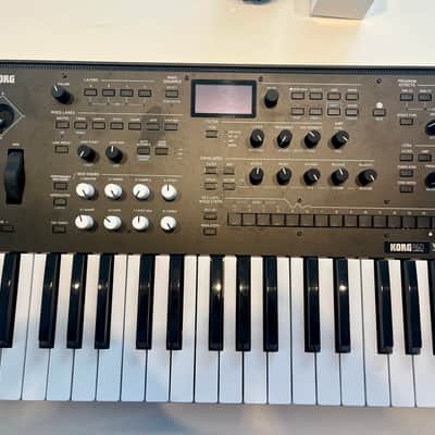 Korg Wavestate 37-Key Wave Sequencing Synthesizer 2020 - 2023 - Black image 3