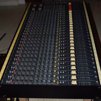 Soundcraft Series 200 SR 24-Channel 4-Bus Mixing Console 1980s image 2