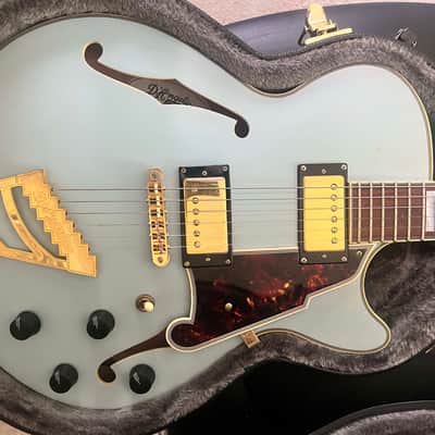 GREAT CONDITION D'Angelico Deluxe SS Semi-Hollow Single Cutaway with Stairstep Tailpiece  - Matte Powder Blue image 2