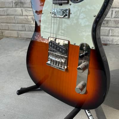 Michael Tuttle Custom Classic T - 2 Tone Burst Nitro image 2