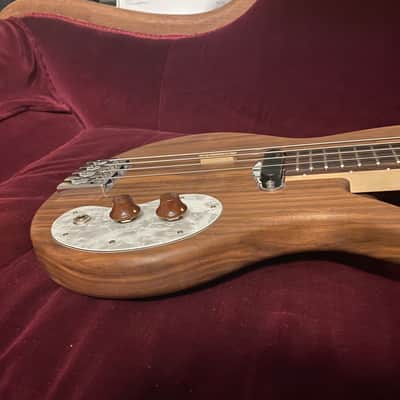 Birdsong Short Bass 2013 Natural image 9