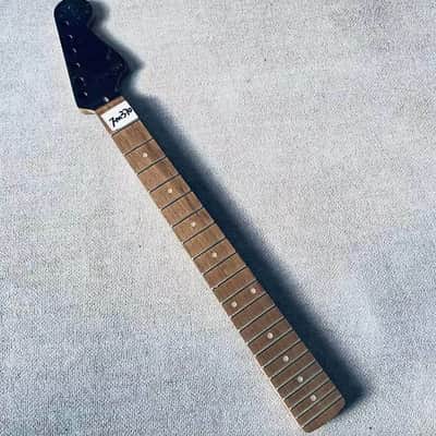 Jaguar Style Black Guitar Maple Neck, Rosewood 22 Frets Fingerboard Fretboard