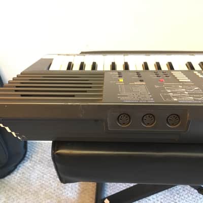 Yamaha Portasound PSS-680 MusicStation Vintage FM Synthesizer Portable Keyboard w/ Power Supply image 6