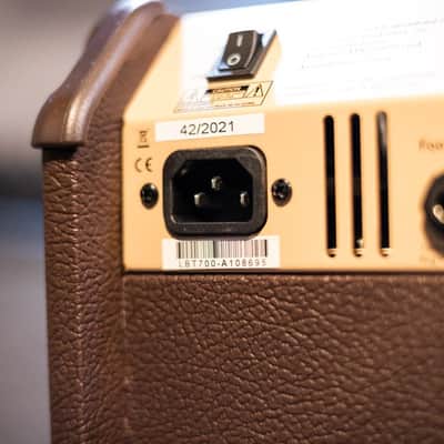 Fishman Loudbox Performer Acoustic Amplifier - 180 watts image 13