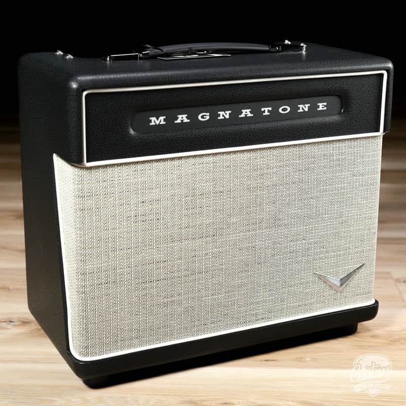 Magnatone Baby M-80 12-Watt Tube 1x10" Combo Amp w/ Cover image 1