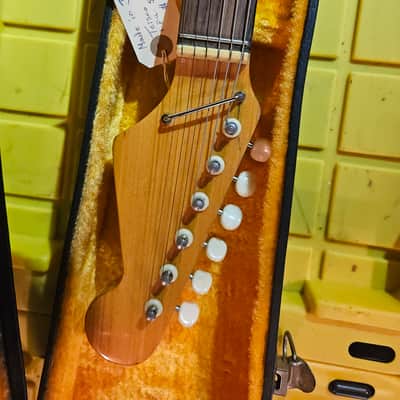 Teisco  tulip  guitar, sunburst Circa 1970's image 3