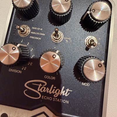 Universal Audio Starlight Echo Station 2021 - Present - Silver image 6