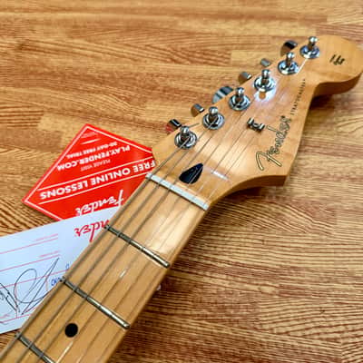 ✨MINT 2018✨ Fender Player Stratocaster HSS~ Buttercream Maple Neck + Gig Bag! image 7