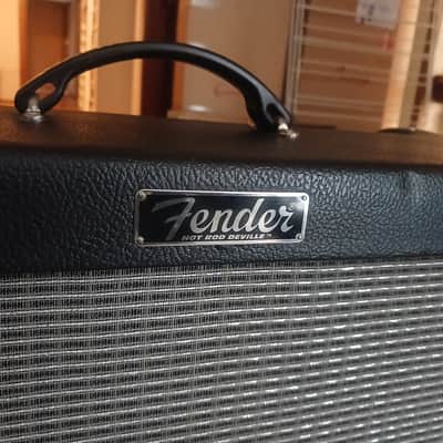 Fender Hot Rod Deville III 410 Guitar Amplifier 2000s image 2