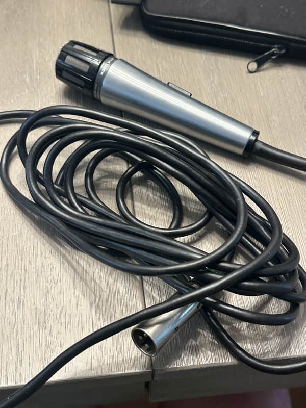 Vintage Shure Unidyne 515SB Dynamic Microphone – Broadcast-Ready Icon w/ XLR Cable image 1
