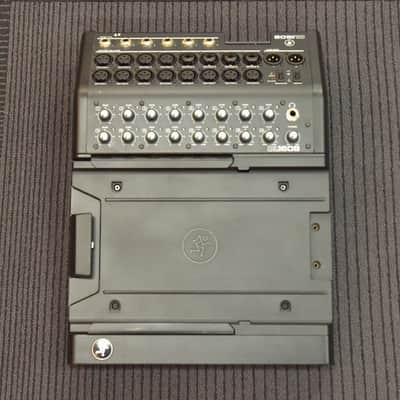 Mackie DL1608 - 16-Channel iPad Controlled Mixer, Recent image 2