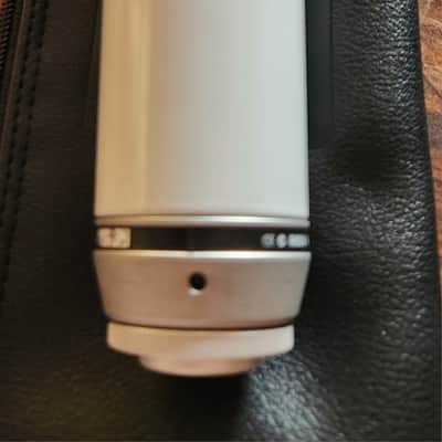 RODE NT-1 Microphone Large Diaphragm Condenser Microphone image 4