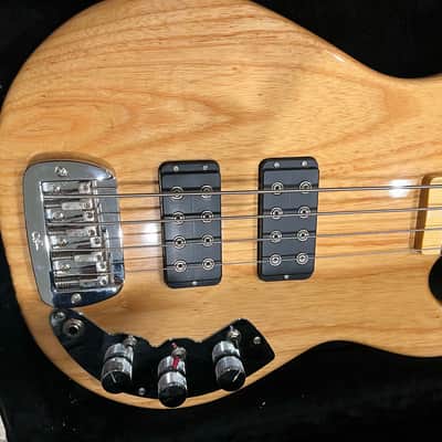G&L L-2000 CLF Research Heritage Natural Ash Body and Maple Neck image 5