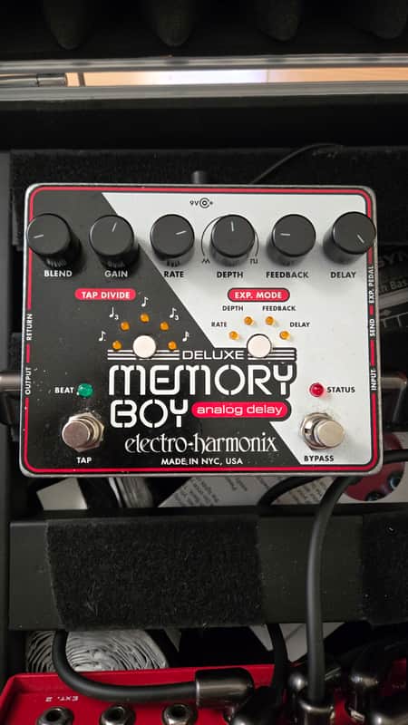 Electro-Harmonix Deluxe Memory Boy Tap Tempo Analog Delay 2010 - Present - Black / White / Red image 1