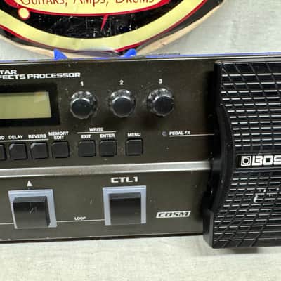 Boss GT-1 gt1 Guitar Multi-Effects Processor Pedal image 3