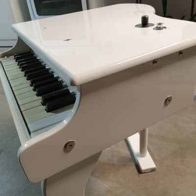 Schoenhut Toy Piano w/Piezo Pickup image 5