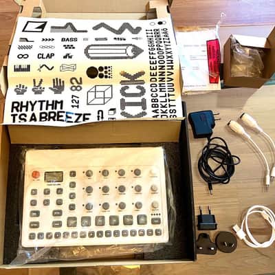 Immagine Elektron Model:Samples 2019 - 2020 - White - 4