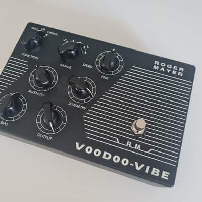 Roger Mayer Voodoo Vibe - near mint Condition image 2