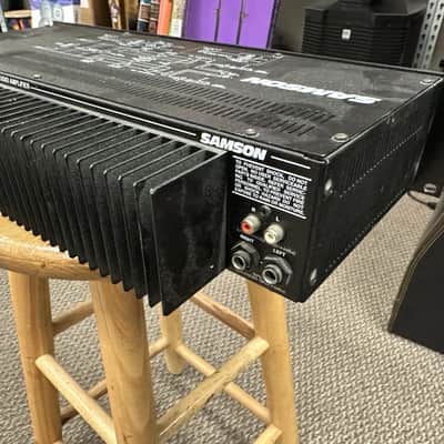 Samson Servo 260 Rackmount Studio Power Amplifier 130W image 2