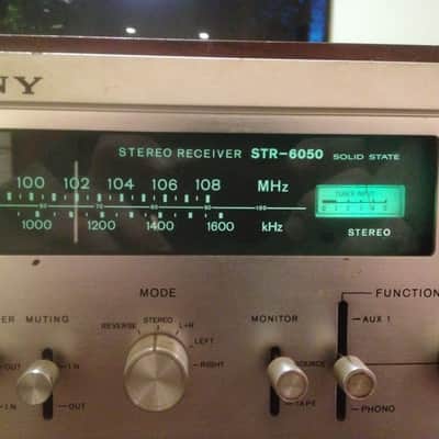 Sony STR-6050 Stereo Amp Receiver PHONO Wood Case + Lit Silver Panel EUC image 6