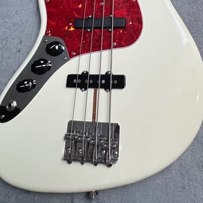 Vintage Fender Jazz Bass Left-Handed USA Circa 1977–1978 – Bartolini Upgrade – Hardshell Case image 2