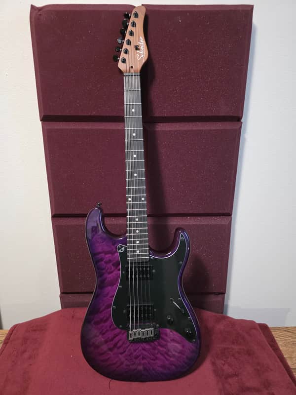Schecter Traditional Pro