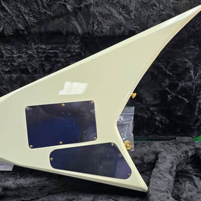 Jackson Pro Series RR3 Rhoads - Ivory with Black Pinstripes Tested image 6