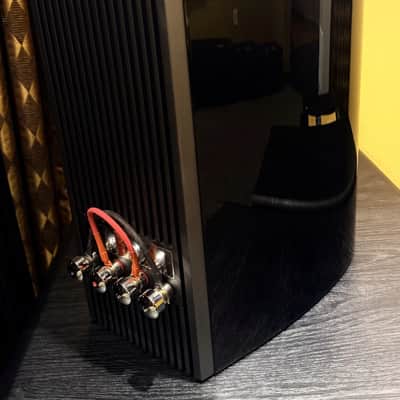 Bowers & Wilkins 805 D4 Black Gloss Bookshelf Speakers – Pair – Showroom Demo image 3