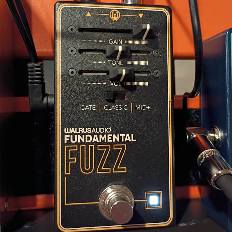 Walrus Audio Fundamental Fuzz