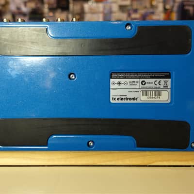 TC Electronic Flashback X4 Delay & Looper 2011 - 2019 - Blue image 3