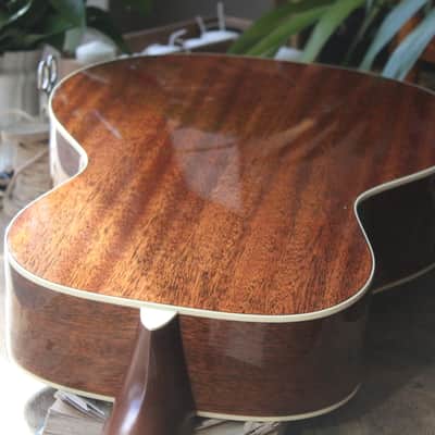 MARTIN "CEO-7 Custom & Special Editions, 00-14 Fret Slope Shoulder" HARDCASE image 6