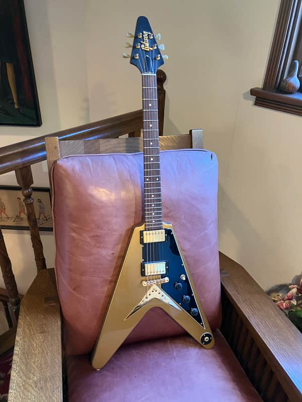 Gibson Flying V Korina – Gold Bullion Finish – Possible 1980s Prototype / Special Order (1983–88)