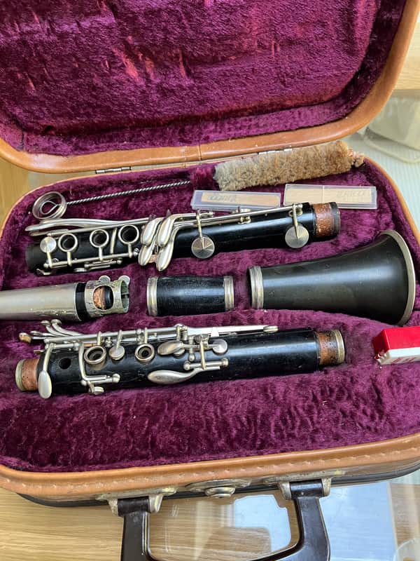 Black vintage clarinet image 1