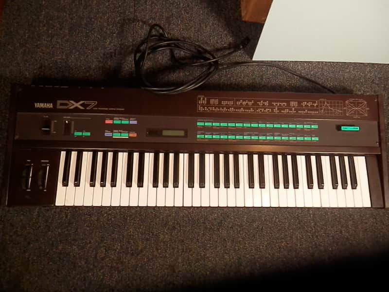 Yamaha DX7 Programmable Algorithm Synthesizer synth keyboard vintage used AS-IS Read description image 1