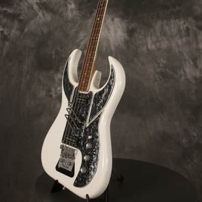 Burns/Baldwin BISON Bass 1960s White | Reverb