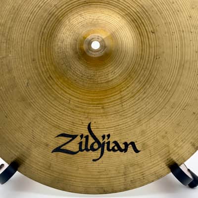 Zildjian 18" A Series Medium Ride Cymbal 1982 - 2005 - Traditional image 4