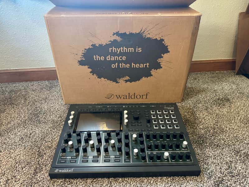 Waldorf Iridium Desktop Synthesizer 2020 - Present - Black image 1