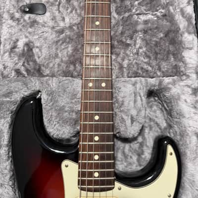 Fender American Professional Stratocaster 2018 - 3 color Sunburst image 4