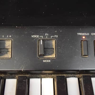 Yamaha PF70 Electric Piano w/stand w/case - Vintage 80's image 8