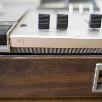 Aiwa AD-1800 Stereo Cassette Deck 70s image 3