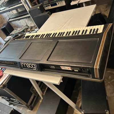 Moog Polymoog 203A // restored by VS&C image 2