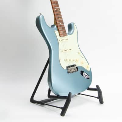 Fender Deluxe Roadhouse Strat (2018) image 4