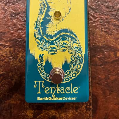 EarthQuaker Devices Tentacle Analog Octave Up V2 2017 - Present - Teal / Yellow Print image 2