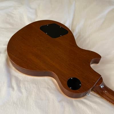 Gibson Les Paul Standard - Honeyburst - Free Pro Setup image 9
