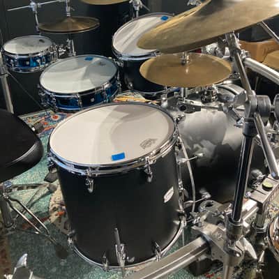 David Garibaldi’s Tower of Power, Yamaha Tour Custom 5-Piece Tour Drum Set Complete with Rack, Hardware and Cases. Authenticated! 2020 - Licorice Satin image 5