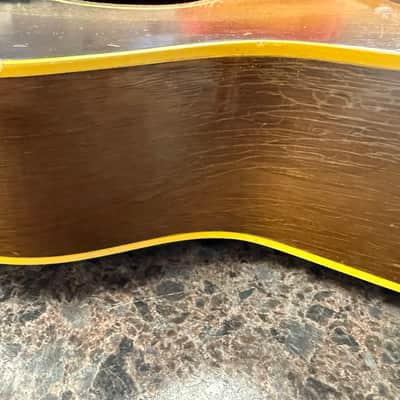 Gibson LG-1 1947 - 1968 - Sunburst In Hard Case image 9