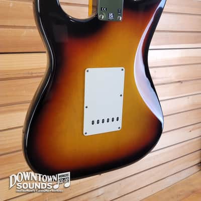 2023 Fender American Vintage II 1961 Stratocaster with Fender G&G-style Tweed Hard Case - 3-Color Sunburst, 8lbs 2oz image 6