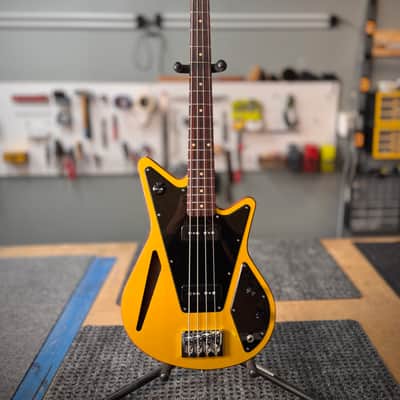 Ingold Guitars Mildred Bass 2025 - Short Scale - Gold image 4