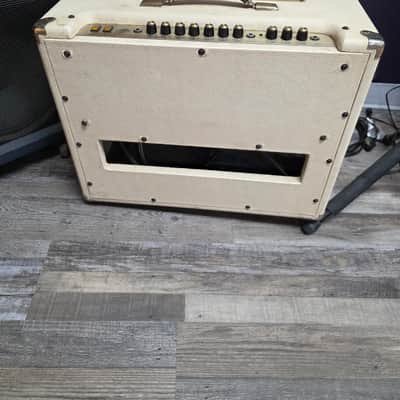Crate Vintage Club 30 Model VC3112 30-Watt 1x12" Tube Guitar Combo 1990s - Blonde image 6